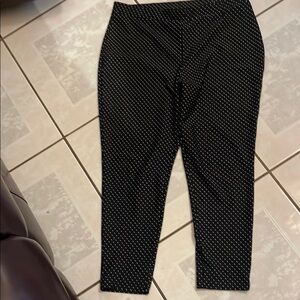 Chico's Black and White Straight Leg Pants Size 2
